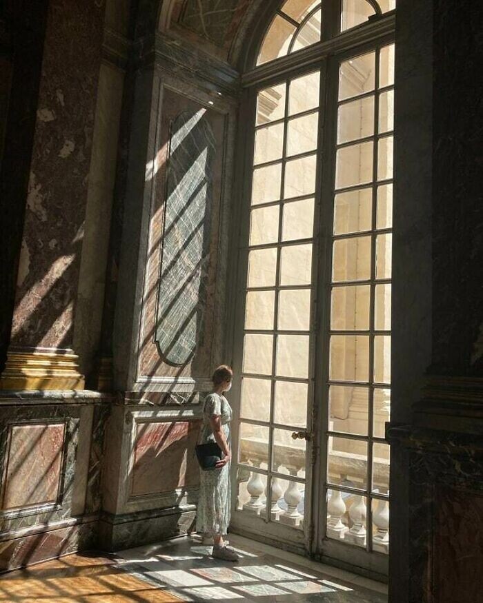 У окна в Версале
