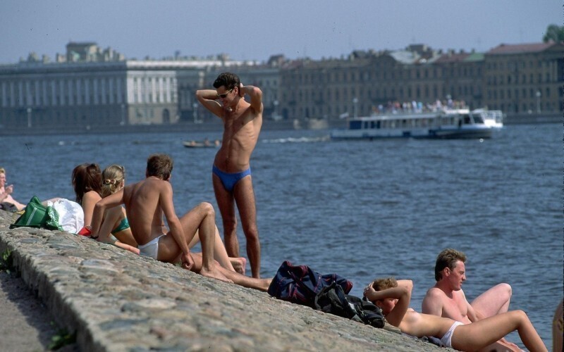 Солнечные деньки в Санкт-Петербурге. Фотограф Стив Реймер, 1992 год