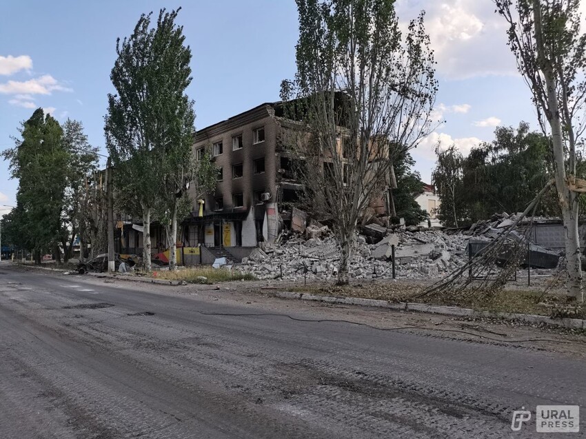 Украинские военные в Лисичанске срывали бессильную злость на священниках