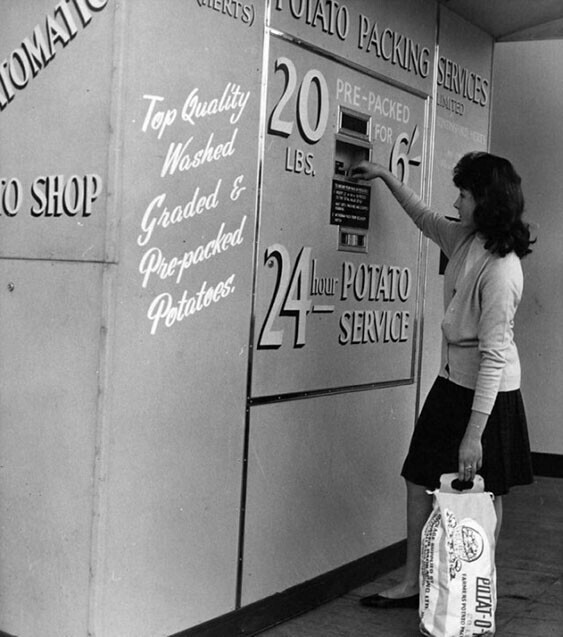 Автомат торговли картофелем. Великобритания, 1962 год