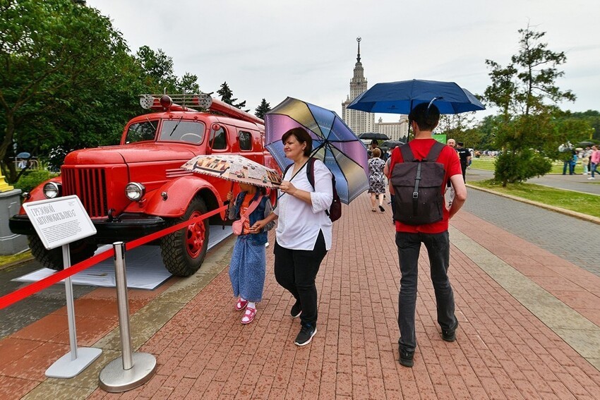 Как прошел фестиваль Музея Транспорта Москвы «Ретрорейс». Краткий отчет