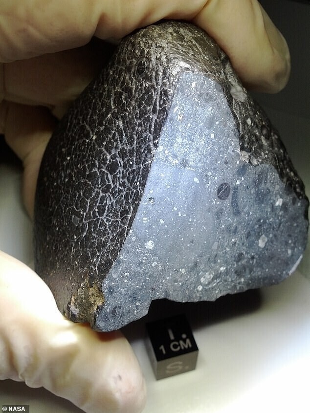 Искусственный интеллект нашел место старта древнейшего метеорита с Марса