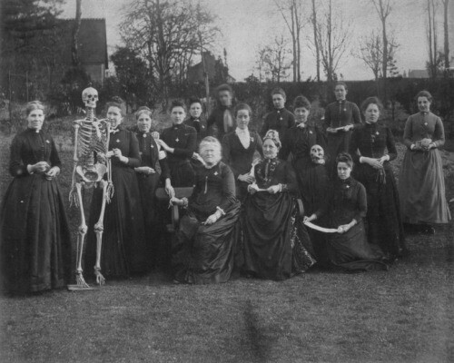 Студенты-медики из Виктории, Великобритания, 1900 год