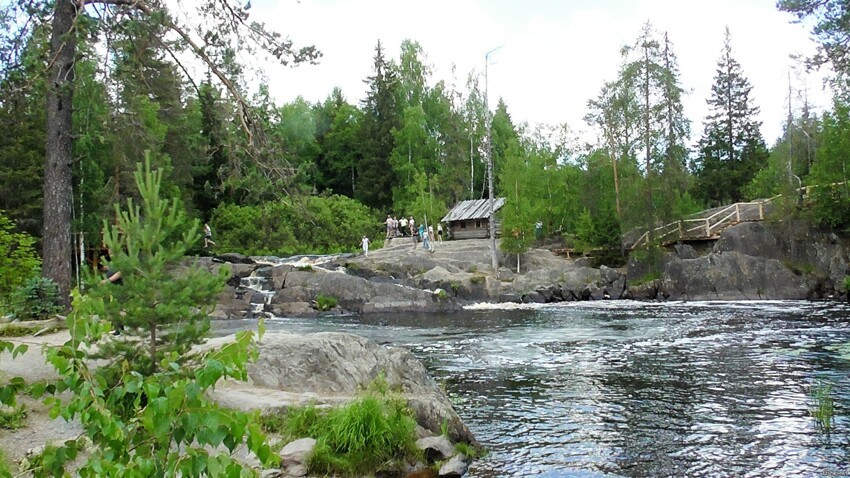 Водопады Ахинкоски на реке Тохмайоки в Карелии, именно в этом месте снимались...