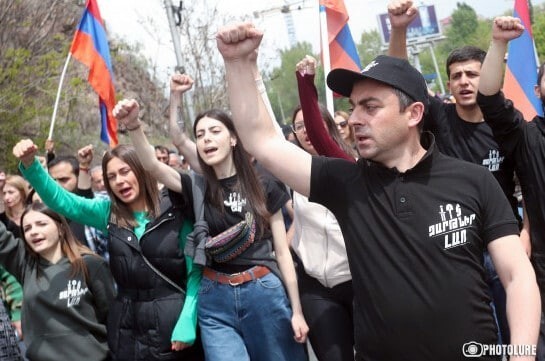 США довольны: Армения и Азербайджан провели переговоры без России