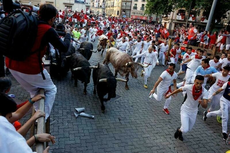Как испанцы бегают от быков и как прошел главный фестиваль Памплоны