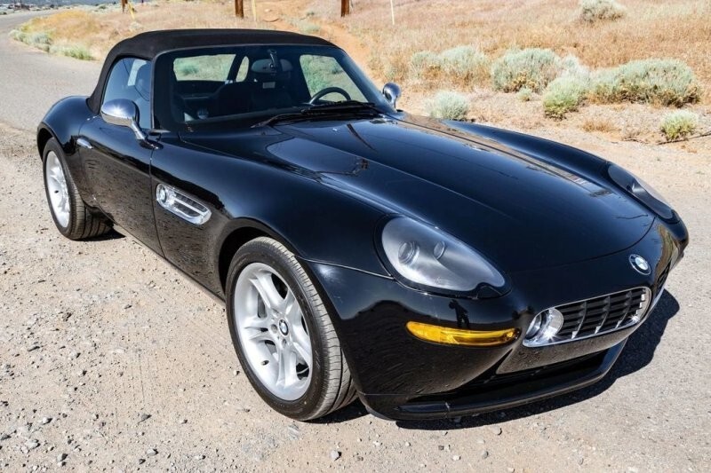 BMW Z8 2003 года выпуска за 200 000 долларов: настоящая выгодная сделка