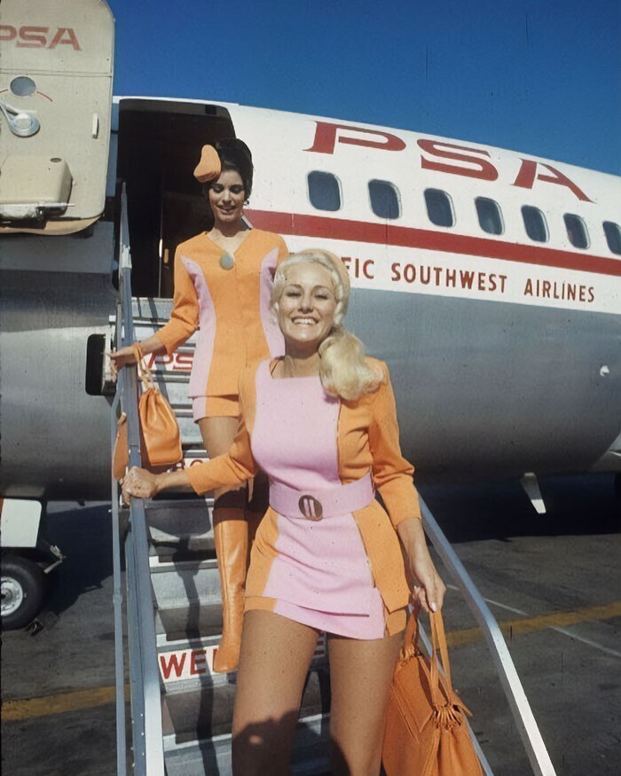 13. Стюардессы Pacific Southwest Airlines в 70-е годы