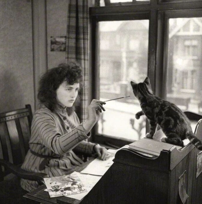 Художница Эрика Макдональд, 1947