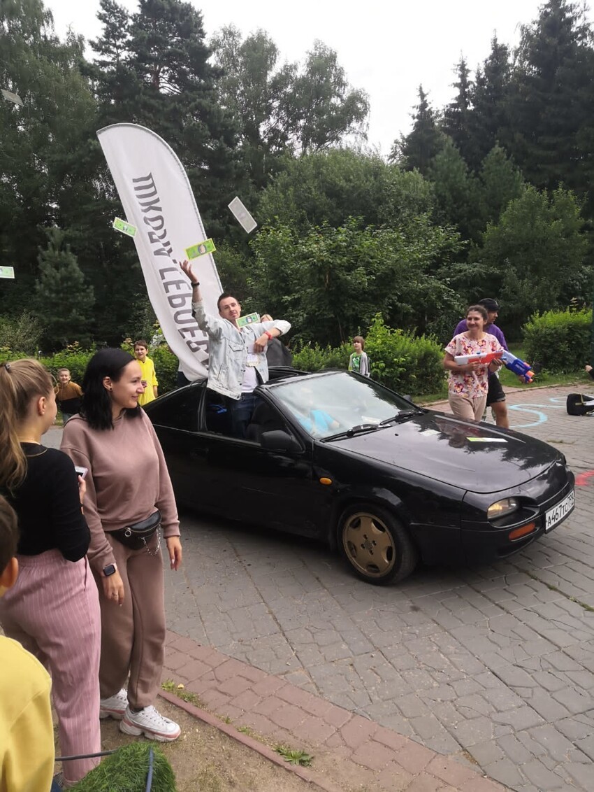 А наши лагеря, это самый нереальный движ!