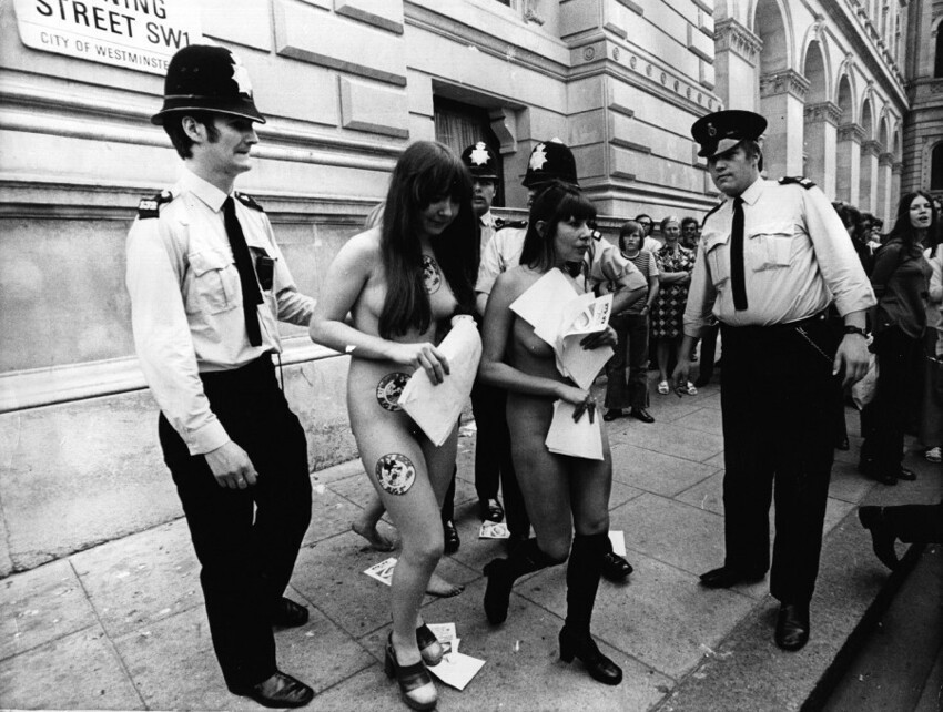 30 июля 1972 года. Лондон, Даунинг-стрит. Акция протеста.