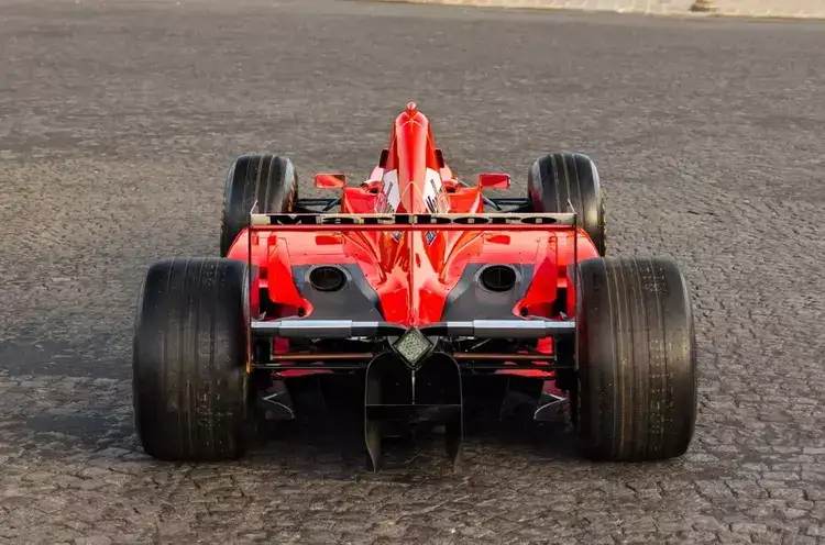 «Непобедимую» Ferrari Михаэля Шумахера пустят с молотка в США