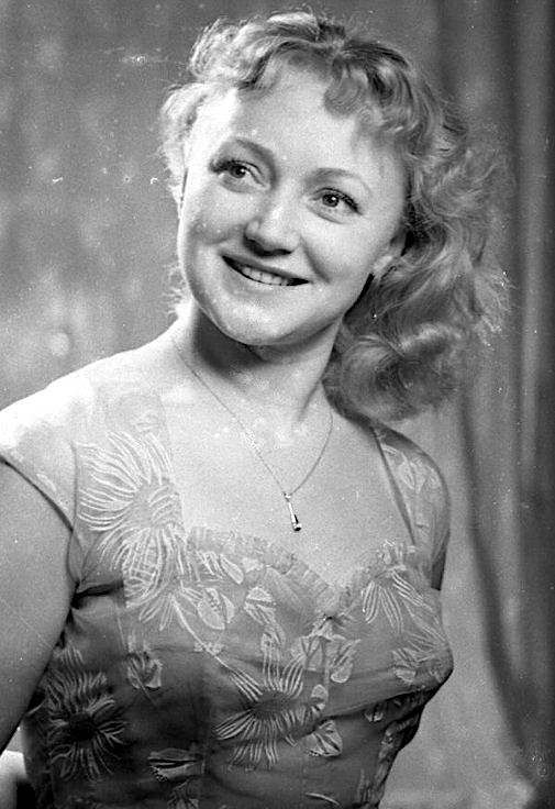 Людмила Ивановна Касаткина. 1950е