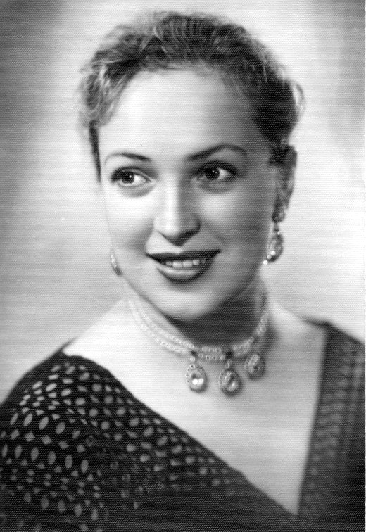 Клара Степановна Лучко. 1957 г.