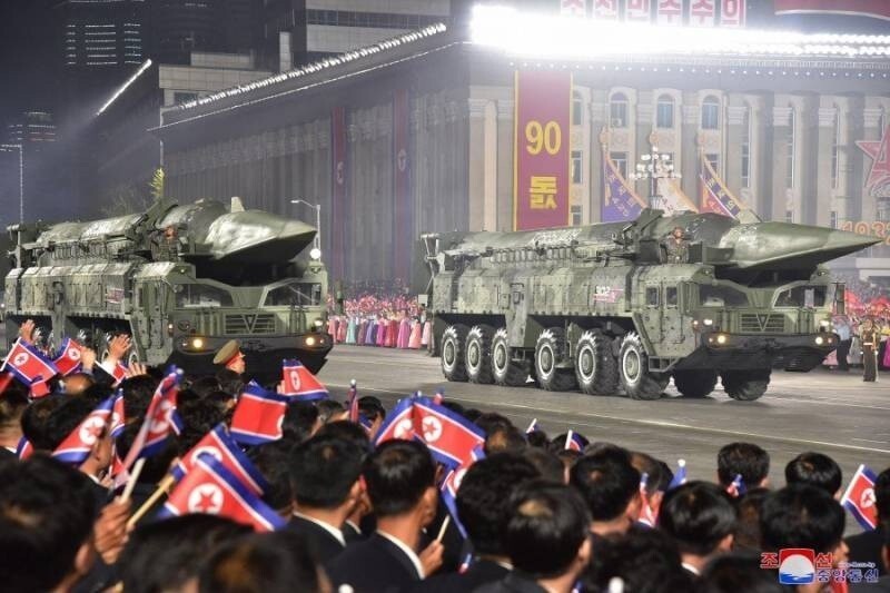  Северокорейский лидер Ким Чен Ын заявил, что его страна готова к военным столкновениям с Западом. И пообещал развернуть силы ядерного сдерживания http://worldrussia.com/2022/07/28/