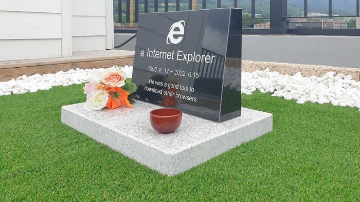 35. Могила Internet Explorer: "Он был отличным средством скачать другие браузеры"