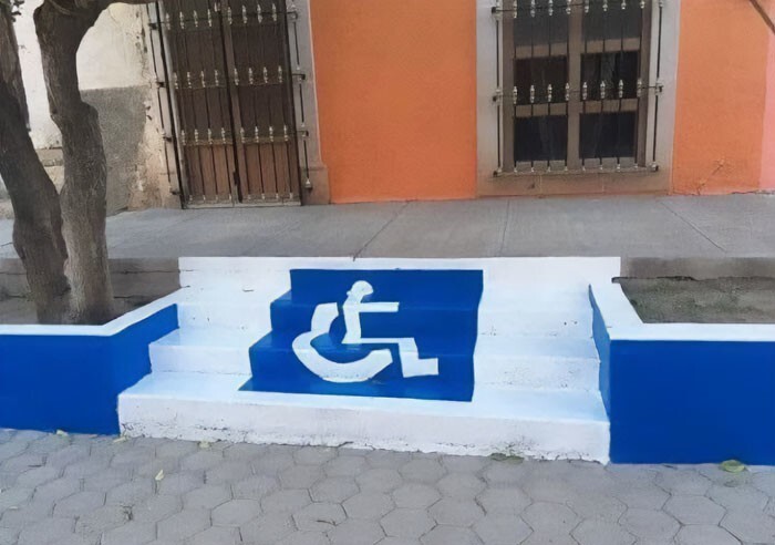 23. ...помочь людям в инвалидной коляске