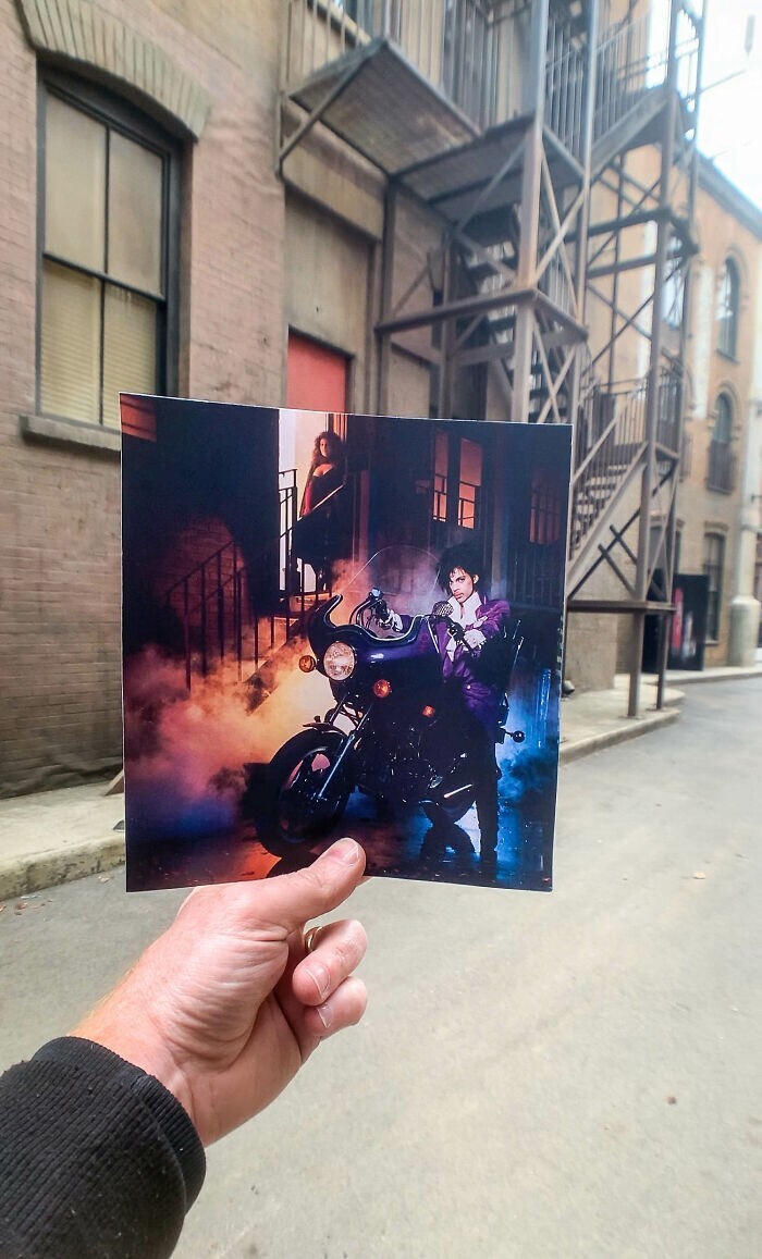 5. Принц на обложке своего альбома "Purple Rain", 1984. Фото Роба Слензака