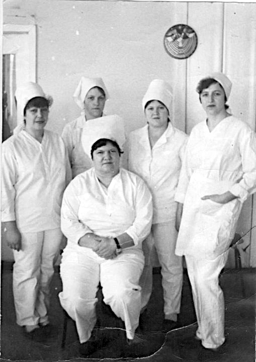 Саратовские повара-женщины на работе в Чернобыле после аварии на ЧАЭС