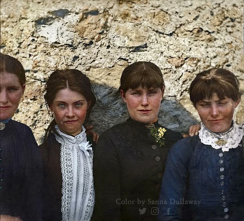 9. Сестры О’Халлоран. Вооружившись палками и кипятком, они отбились от офицеров, пытавшихся выселить их семью, во время Земельной войны в Ирландии в 1887 году