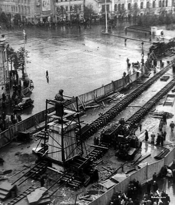 Перенос памятника А.С. Пушкину на другую сторону Тверской. 1950 год