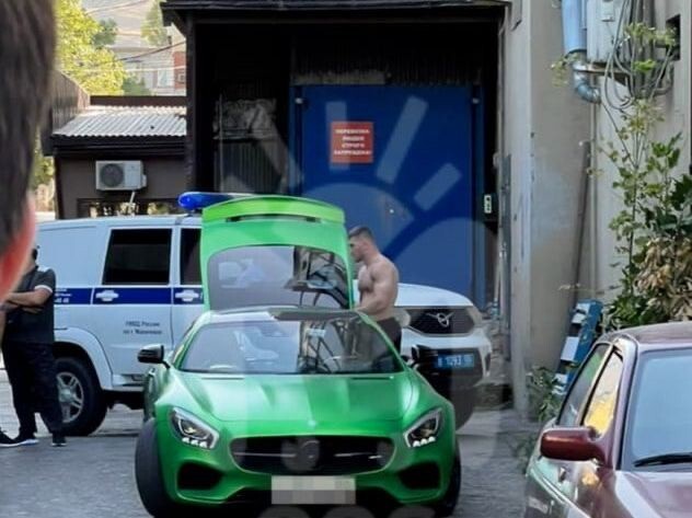 "Чеченскому Халку" в Дагестане разбили лицо из-за неправильной парковки