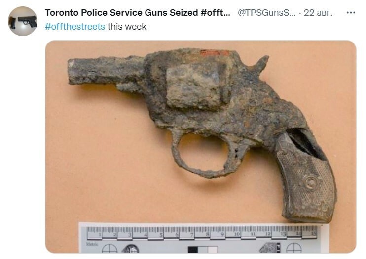«Он старше, чем сама страна»: в Торонто мужчину обвинили в хранении старого револьвера