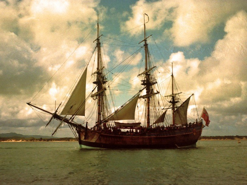 Как английские моряки обезумели от похоти и чуть не разобрали свой корабль из-за туземных женщин
