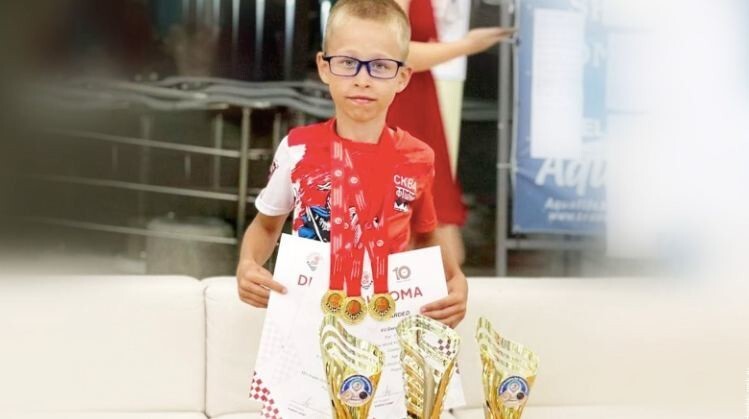 Второклассник из Москвы стал абсолютным чемпионом мира по шашкам в возрастной категории "до 9 лет"