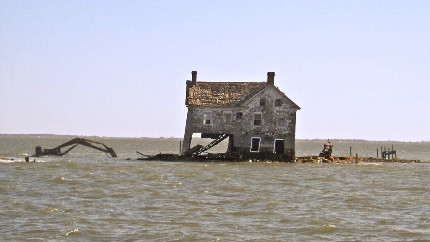 Как не удалось спасти последний дом исчезнувшего острова