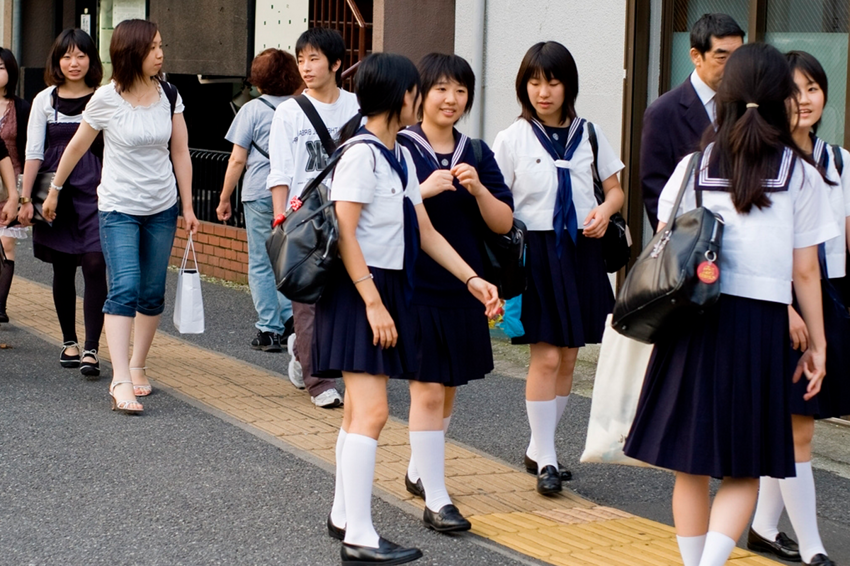 Что запрещают японским школьницам? Как это связано с СССР?