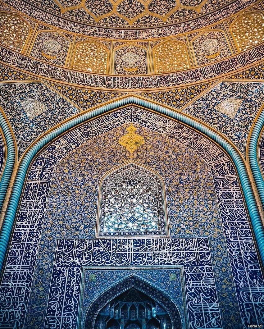 Мечеть шейха Лотфоллы - один из шедевров иранской архитектуры