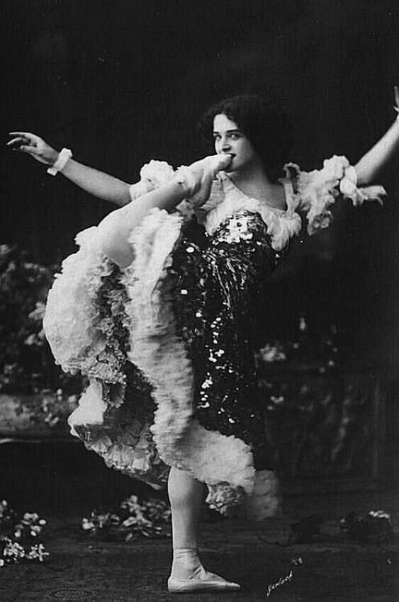 Звезда водевиля Лили Флексмор. 1905 год