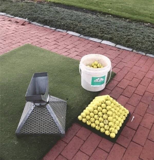 Инструмент для изготовления пирамид из мячей для гольфа
