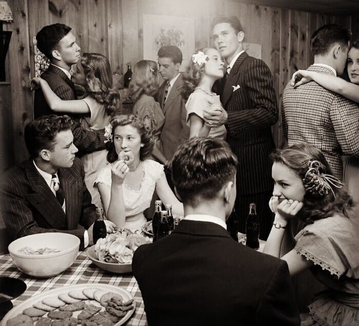 38. Подростки на вечеринке в 1947 году, Талса, Оклахома