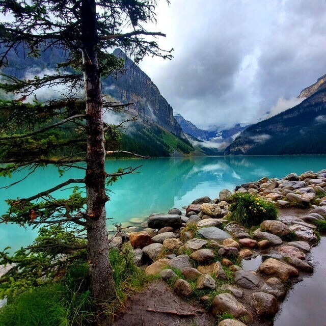 Озеро Луиза в национальном парке Банф, Канада