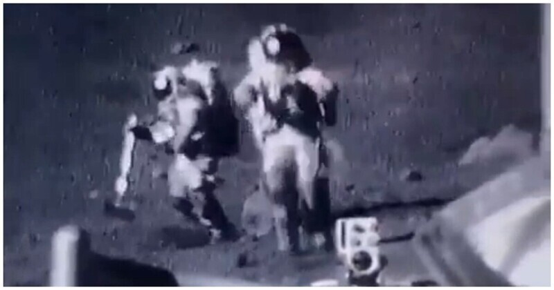Американские астронавты пытаются пройтись по Луне