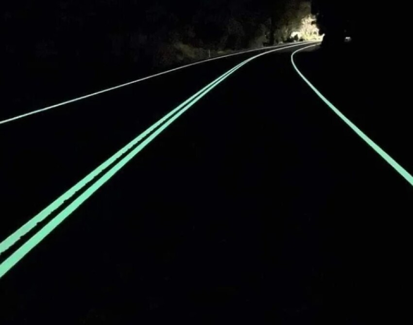 На трассах в Австралии используют краску, светящуюся в темноте