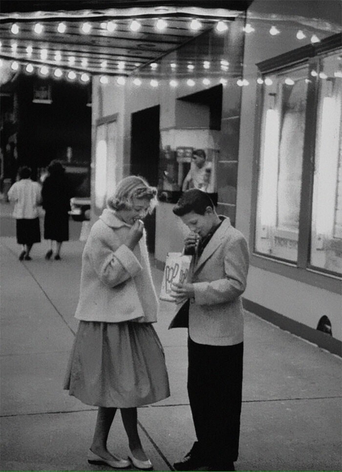 Подростки на свидании, 1950-е