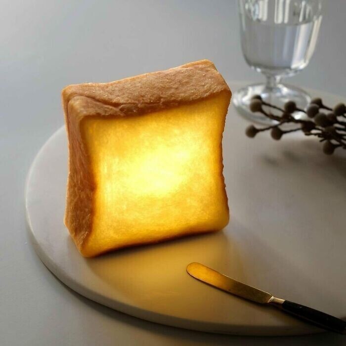 Светильник в виде хлеба