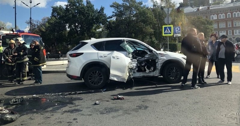 Авария дня. Автомобилистка повернула через сплошную и убила мотоциклиста