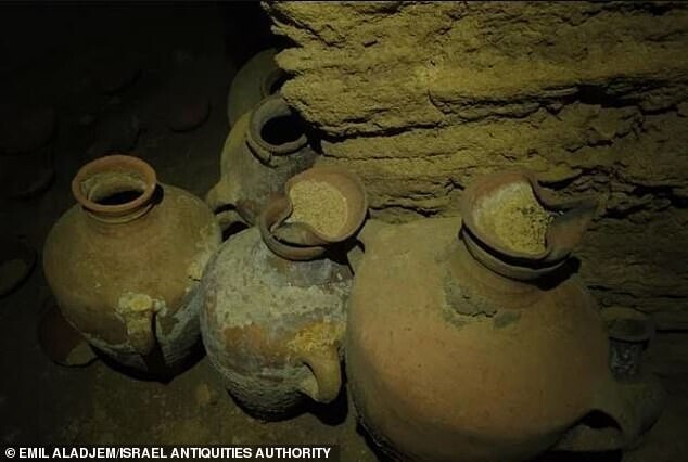 В Израиле нашли нетронутую погребальную пещеру времен Рамсеса II
