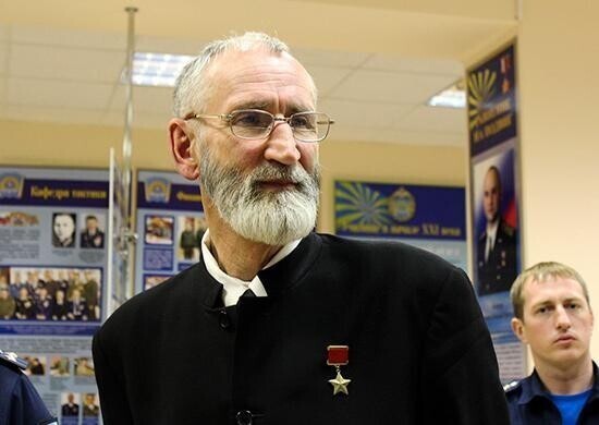 Необычная судьба героя Советского Союза, который ушёл в монастырь