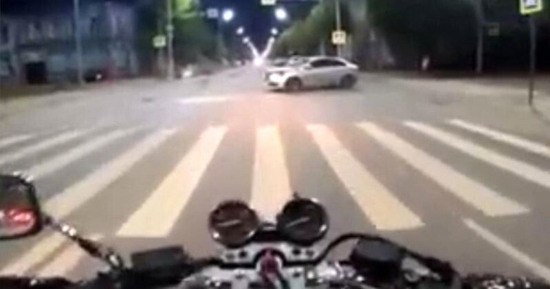В Сызрани два быстрых мотоциклиста отправились на больничную койку