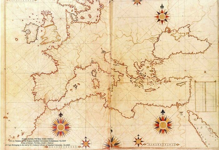 3. Эту карту нарисовал османский мореплаватель и картограф Пири-реис в 1513 году