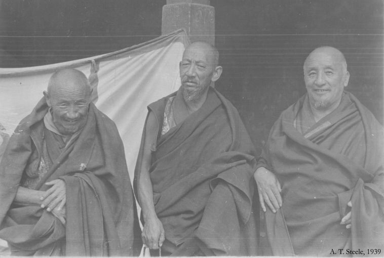 48. Три настоятеля монастыря Дрепунг, 1939 год