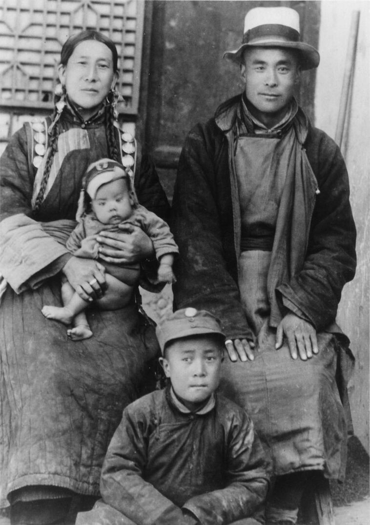 15. Семья Далай-ламы