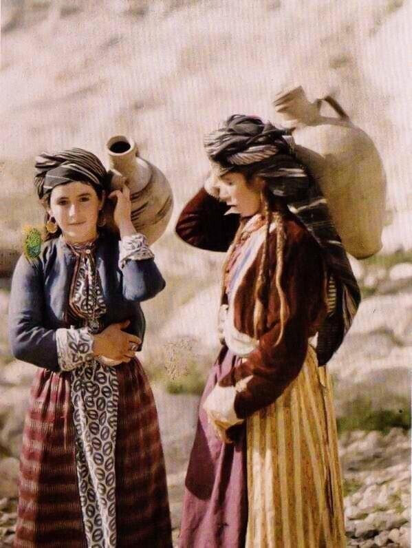 Курдские девушки, 11 мая 1917 года