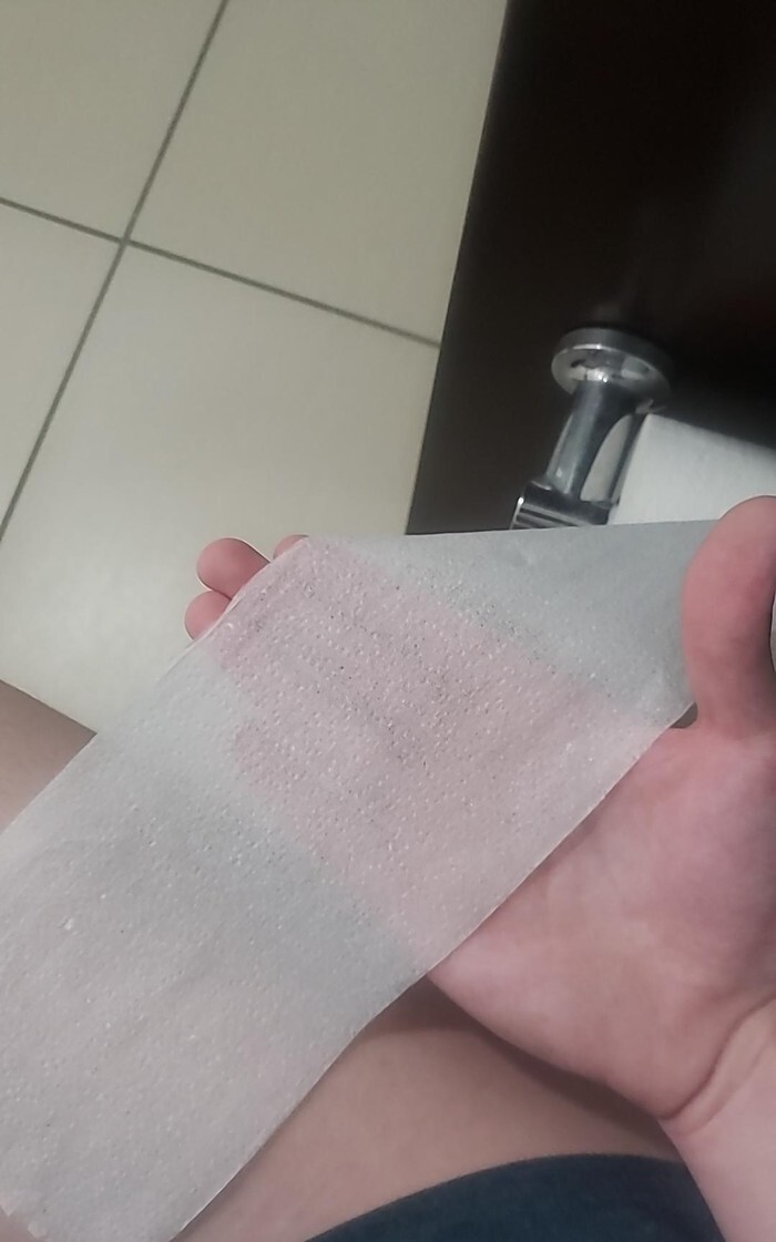29. "Туалетная бумага в моем номере в отеле"