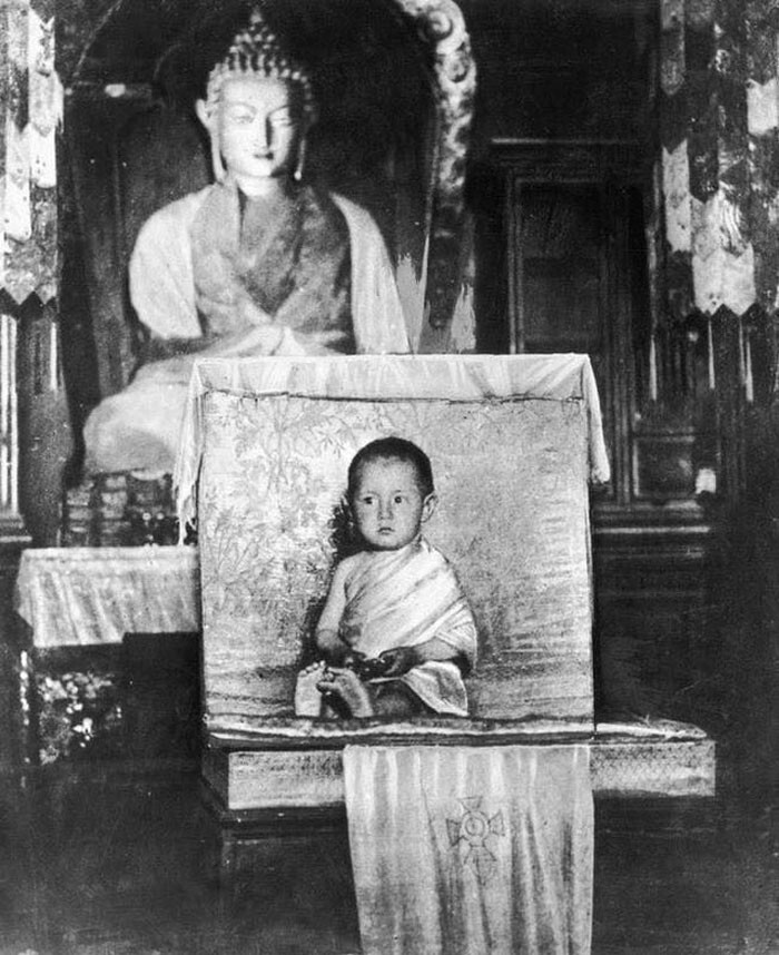 30. Далай-лама в возрасте двух лет, 1937 год